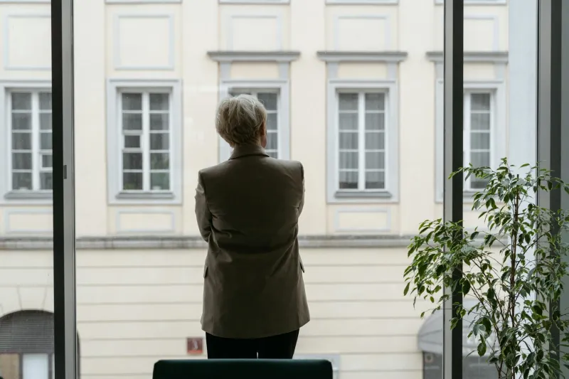 The Founder's Fog: Why British Entrepreneurs Confuse Passion for Strategy (And How to Finally See Clearly)